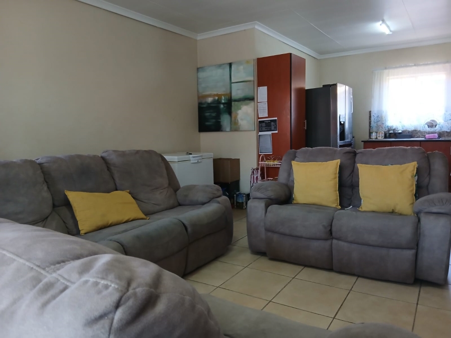 3 Bedroom Property for Sale in Waterval East North West
